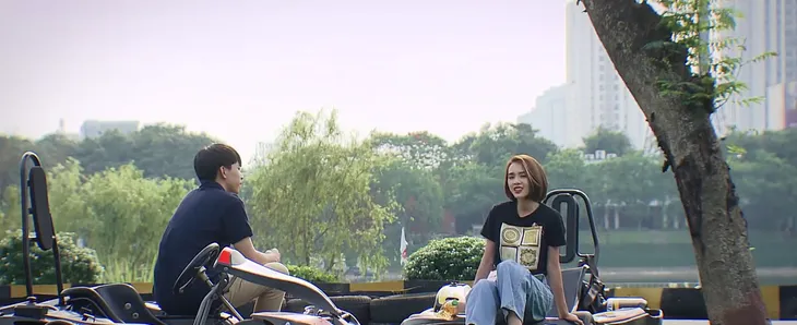 Lối nhỏ vào đời - Tập 17: Mẹ kế tương lai sợ xanh mắt khi bị Dũng bắt thóp - Ảnh 2. Lối nhỏ vào đời - Tập 17: Mẹ kế tương lai sợ xanh mắt khi bị Dũng bắt thóp - Ảnh 2.