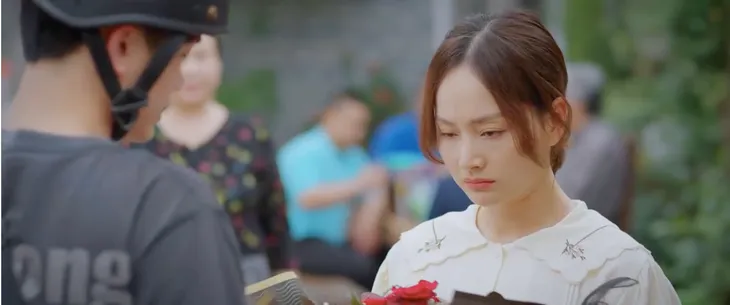 Thương ngày nắng về 2 - Tập 40: Duy đoạn tuyệt với bố, dứt tình cha con để bảo vệ Vân Trang - Ảnh 16. Thương ngày nắng về 2 - Tập 40: Duy đoạn tuyệt với bố, dứt tình cha con để bảo vệ Vân Trang - Ảnh 16.
