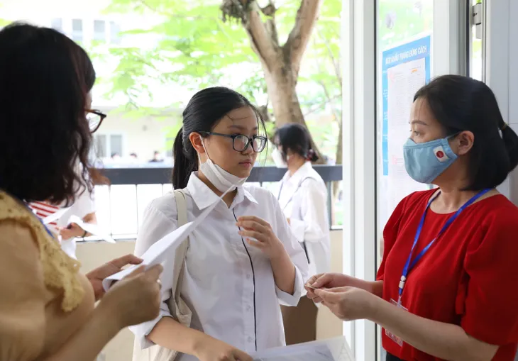 Đảm bảo điện lưới ổn định trong suốt kỳ thi tốt nghiệp THPT 2022 - Ảnh 1. Đảm bảo điện lưới ổn định trong suốt kỳ thi tốt nghiệp THPT 2022 - Ảnh 1.