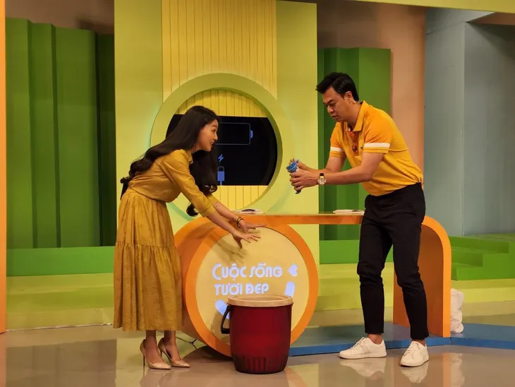 Khám phá hậu trường cực vui của Cuộc sống tươi đẹp - Ảnh 8. Khám phá hậu trường cực vui của Cuộc sống tươi đẹp - Ảnh 8.