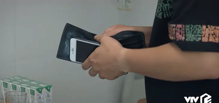 Lối nhỏ vào đời - Tập 20: Bố nhập viện, con trai ông Thành không thôi tìm cách moi tiền - Ảnh 2. Lối nhỏ vào đời - Tập 20: Bố nhập viện, con trai ông Thành không thôi tìm cách moi tiền - Ảnh 2.