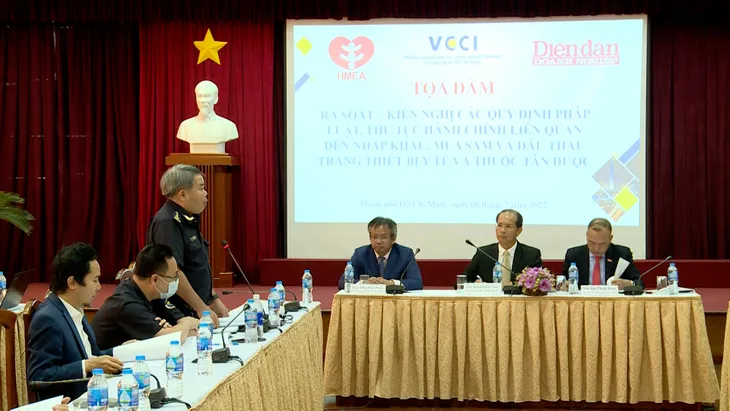 Gỡ vướng mắc cho doanh nghiệp nhập khẩu thuốc, vật tư y tế - Ảnh 2. Gỡ vướng mắc cho doanh nghiệp nhập khẩu thuốc, vật tư y tế - Ảnh 2.