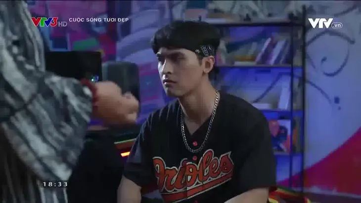 Sitcom Sao phải xoắn - Tập 1: Đạt vịt cho thuê nhà lấy tiền để nuôi mộng thành Rapper - Ảnh 1.