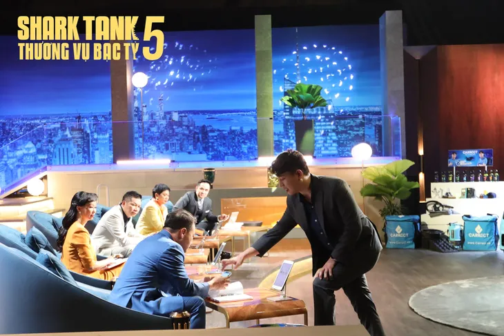 Shark Tank: CEO soái ca Hàn Quốc khiến dàn cá mập từ hào hứng chuyển sang từ chối đầu tư - Ảnh 3. Shark Tank: CEO soái ca Hàn Quốc khiến dàn cá mập từ hào hứng chuyển sang từ chối đầu tư - Ảnh 3.