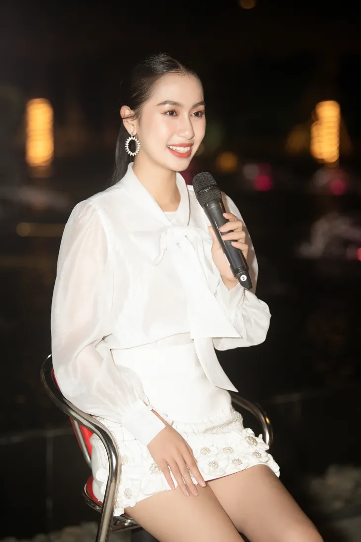 Nam Em trải lòng về dại khờ, sai lầm quá khứ tại Miss World Vietnam 2022 - Ảnh 6. Nam Em trải lòng về dại khờ, sai lầm quá khứ tại Miss World Vietnam 2022 - Ảnh 6.