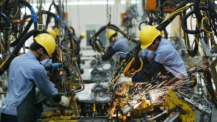 Vì sao hoạt động sản xuất của Trung Quốc sụt giảm? - Ảnh 1. Vì sao hoạt động sản xuất của Trung Quốc sụt giảm? - Ảnh 1.