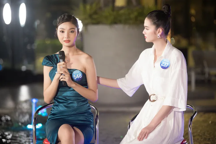 Nam Em trải lòng về dại khờ, sai lầm quá khứ tại Miss World Vietnam 2022 - Ảnh 3. Nam Em trải lòng về dại khờ, sai lầm quá khứ tại Miss World Vietnam 2022 - Ảnh 3.