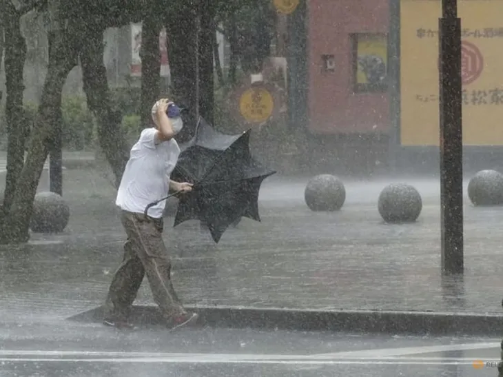 Bão nhiệt đới Meari tấn công Nhật Bản gây mưa lớn - Ảnh 1. Bão nhiệt đới Meari tấn công Nhật Bản gây mưa lớn - Ảnh 1.