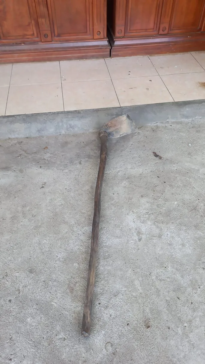 Bắt tên cướp tiệm vàng sau 3h gây án - Ảnh 2. Bắt tên cướp tiệm vàng sau 3h gây án - Ảnh 2.