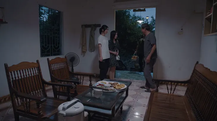 Ga-ra hạnh phúc - Tập 4: Khải đưa Vân đi lánh nạn, Quân mệt mỏi vì phục tùng sếp nữ - Ảnh 9. Ga-ra hạnh phúc - Tập 4: Khải đưa Vân đi lánh nạn, Quân mệt mỏi vì phục tùng sếp nữ - Ảnh 9.