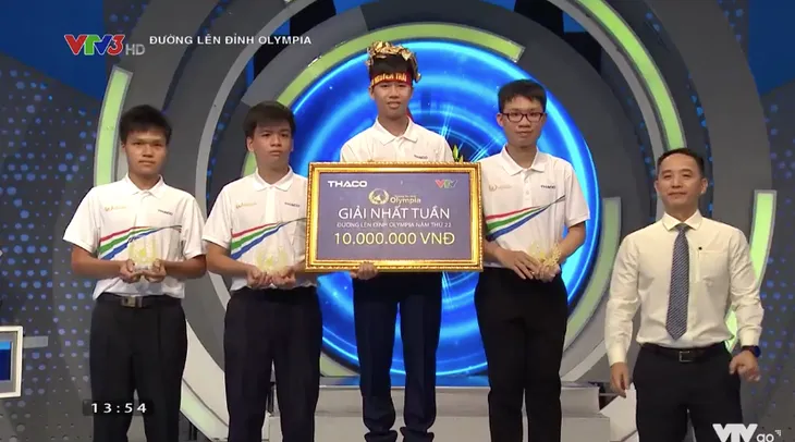 Đường lên đỉnh Olympia 22: Nam sinh Hải Dương lội ngược dòng ngoạn mục giành vòng nguyệt quế - Ảnh 14. Đường lên đỉnh Olympia 22: Nam sinh Hải Dương lội ngược dòng ngoạn mục giành vòng nguyệt quế - Ảnh 14.