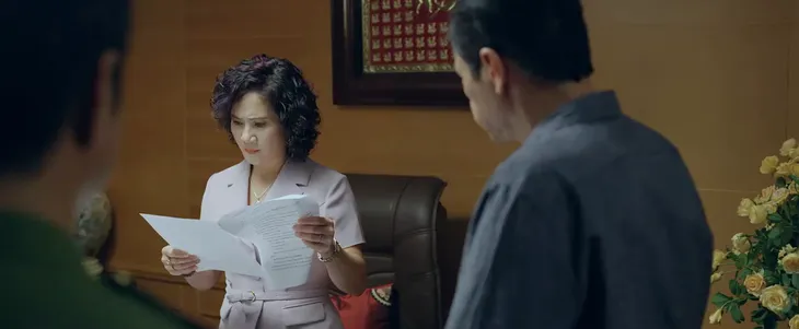 Đấu trí - Tập 20: Bà Bằng Vụ trưởng bị bắt? - Ảnh 1. Đấu trí - Tập 20: Bà Bằng Vụ trưởng bị bắt? - Ảnh 1.
