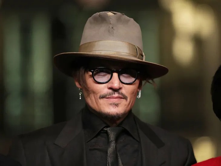 Johnny Depp tiếp tục sự nghiệp điện ảnh với vai trò đạo diễn - Ảnh 1. Johnny Depp tiếp tục sự nghiệp điện ảnh với vai trò đạo diễn - Ảnh 1.