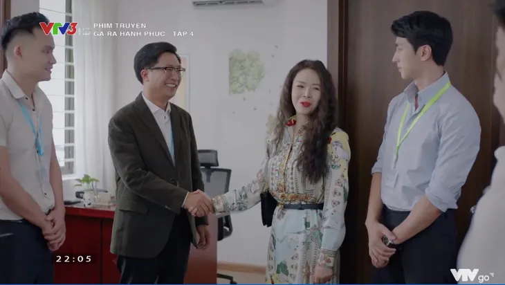 Ga-ra hạnh phúc - Tập 4: Khải đưa Vân đi lánh nạn, Quân mệt mỏi vì phục tùng sếp nữ - Ảnh 16. Ga-ra hạnh phúc - Tập 4: Khải đưa Vân đi lánh nạn, Quân mệt mỏi vì phục tùng sếp nữ - Ảnh 16.