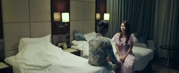 Đấu trí - Tập 20: Bất ngờ con gái sếp hải quan cùng hội rich kid với con trai tay buôn Thịnh Gia - Ảnh 6. Đấu trí - Tập 20: Bất ngờ con gái sếp hải quan cùng hội rich kid với con trai tay buôn Thịnh Gia - Ảnh 6.
