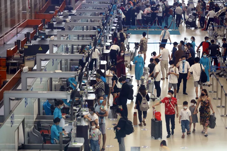 Hàng không chính thức mở bán vé Tết 2023 - Ảnh 1. Hàng không chính thức mở bán vé Tết 2023 - Ảnh 1.
