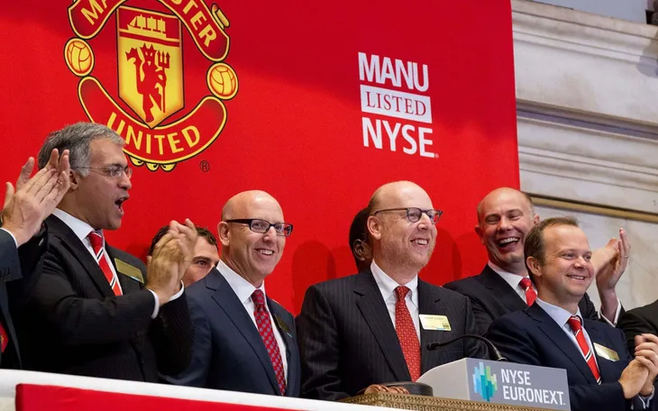 Tỷ phú Elon Musk muốn mua lại Manchester United - Ảnh 3. Tỷ phú Elon Musk muốn mua lại Manchester United - Ảnh 3.