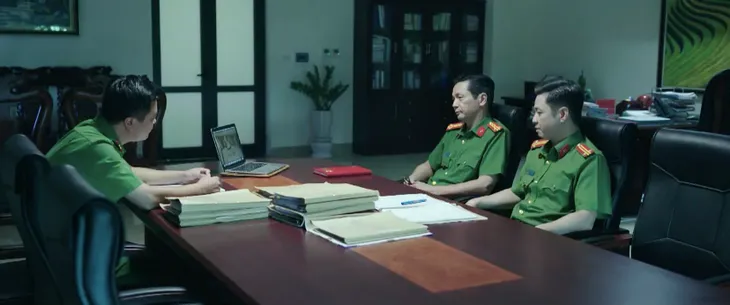 Đấu trí - Tập 21: Bà Bằng liều lĩnh tiếp cận người nhà Đại tá Giang để “chạy tội”? - Ảnh 27. Đấu trí - Tập 21: Bà Bằng liều lĩnh tiếp cận người nhà Đại tá Giang để “chạy tội”? - Ảnh 27.