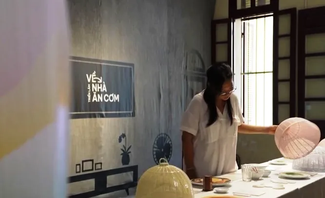 Thông điệp gia đình trong triển lãm Về nhà ăn cơm - Ảnh 3. Thông điệp gia đình trong triển lãm Về nhà ăn cơm - Ảnh 3.