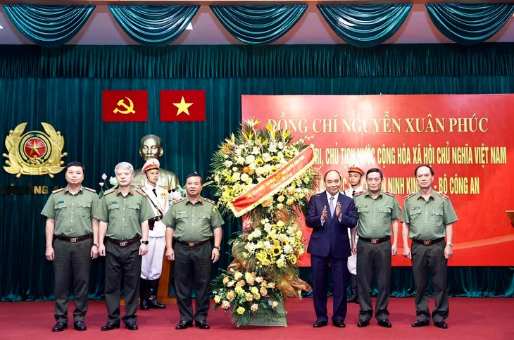 Chủ động phát hiện, xử lý kịp thời những dấu hiệu vi phạm pháp luật về an ninh kinh tế - Ảnh 8. Chủ động phát hiện, xử lý kịp thời những dấu hiệu vi phạm pháp luật về an ninh kinh tế - Ảnh 8.