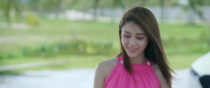 Có một Lương Thu Trang yểu điệu thục nữ trong Đấu trí - Ảnh 8. Có một Lương Thu Trang yểu điệu thục nữ trong Đấu trí - Ảnh 8.