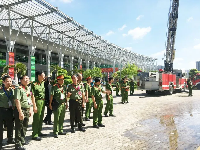 Triển lãm quốc tế về phòng cháy chữa cháy - Ảnh 1. Triển lãm quốc tế về phòng cháy chữa cháy - Ảnh 1.