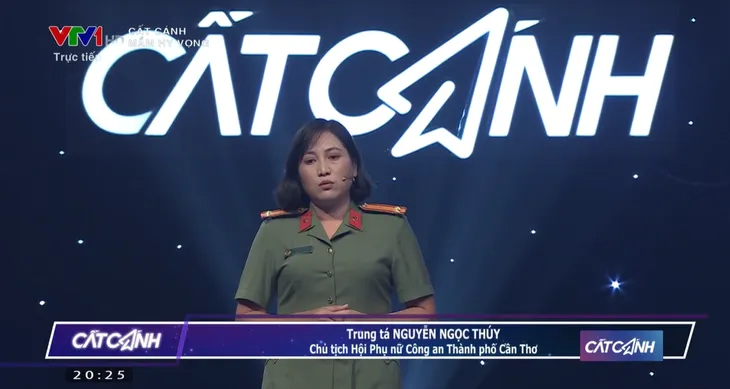 Cất cánh tháng 8: Những hy sinh thầm lặng để gieo mầm hy vọng - Ảnh 1. Cất cánh tháng 8: Những hy sinh thầm lặng để gieo mầm hy vọng - Ảnh 1.