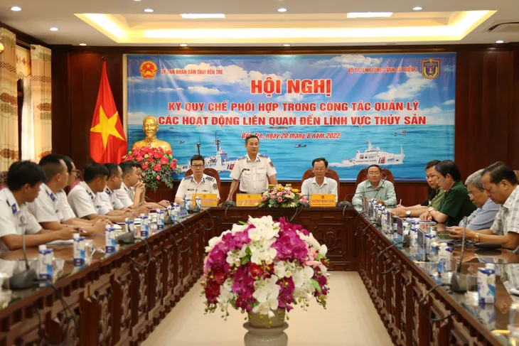 Cảnh sát biển và Bến Tre tăng cường phối hợp quản lý hoạt động liên quan đến thủy sản - Ảnh 2. Cảnh sát biển và Bến Tre tăng cường phối hợp quản lý hoạt động liên quan đến thủy sản - Ảnh 2.