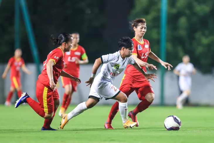 TP.HCM I lên ngôi vô địch giải bóng đá Nữ Cúp Quốc gia 2022 - Ảnh 1. TP.HCM I lên ngôi vô địch giải bóng đá Nữ Cúp Quốc gia 2022 - Ảnh 1.