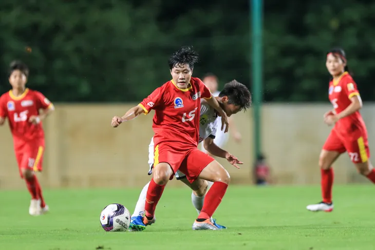 TP.HCM I lên ngôi vô địch giải bóng đá Nữ Cúp Quốc gia 2022 - Ảnh 2. TP.HCM I lên ngôi vô địch giải bóng đá Nữ Cúp Quốc gia 2022 - Ảnh 2.