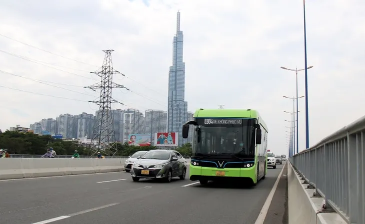 Đề xuất dùng xe điện cho bus nhanh ở TP Hồ Chí Minh - Ảnh 1. Đề xuất dùng xe điện cho bus nhanh ở TP Hồ Chí Minh - Ảnh 1.