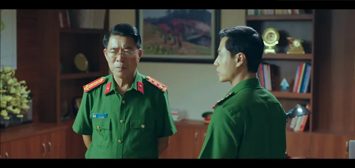 Đấu trí - Tập 26: “Giăng lưới” triệt phá đường dây buôn lậu, Chi cục trưởng Cửu sắp mất chức - Ảnh 21. Đấu trí - Tập 26: “Giăng lưới” triệt phá đường dây buôn lậu, Chi cục trưởng Cửu sắp mất chức - Ảnh 21.
