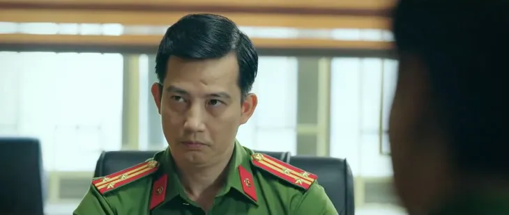 Đấu trí - Tập 26: “Giăng lưới” triệt phá đường dây buôn lậu, Chi cục trưởng Cửu sắp mất chức - Ảnh 24. Đấu trí - Tập 26: “Giăng lưới” triệt phá đường dây buôn lậu, Chi cục trưởng Cửu sắp mất chức - Ảnh 24.