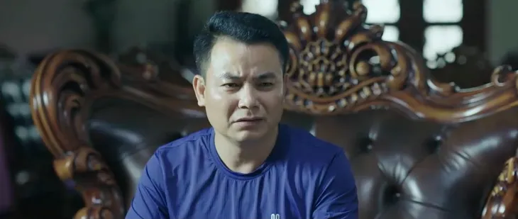 Đấu trí - Tập 26: “Giăng lưới” triệt phá đường dây buôn lậu, Chi cục trưởng Cửu sắp mất chức - Ảnh 3. Đấu trí - Tập 26: “Giăng lưới” triệt phá đường dây buôn lậu, Chi cục trưởng Cửu sắp mất chức - Ảnh 3.