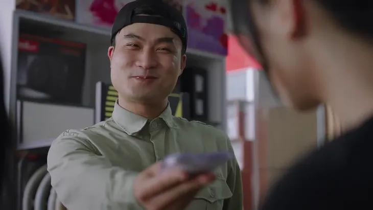 Ga-ra hạnh phúc - Tập 9: Sếp nữ và bạn gái cùng nổi ghen, Quân sắp mất cả chì lẫn chài - Ảnh 21. Ga-ra hạnh phúc - Tập 9: Sếp nữ và bạn gái cùng nổi ghen, Quân sắp mất cả chì lẫn chài - Ảnh 21.