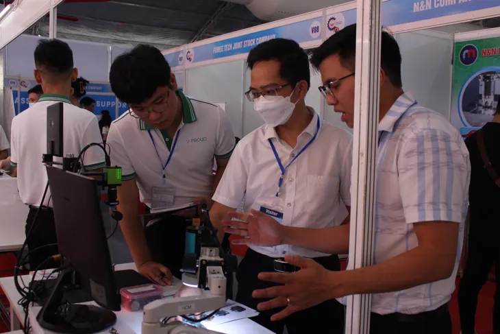 Hướng đến kết nối đa tầng, bền vững tại Hội chợ Công nghiệp hỗ trợ Hà Nội 2022 (FBC ASEAN 2022) - Ảnh 1. Hướng đến kết nối đa tầng, bền vững tại Hội chợ Công nghiệp hỗ trợ Hà Nội 2022 (FBC ASEAN 2022) - Ảnh 1.