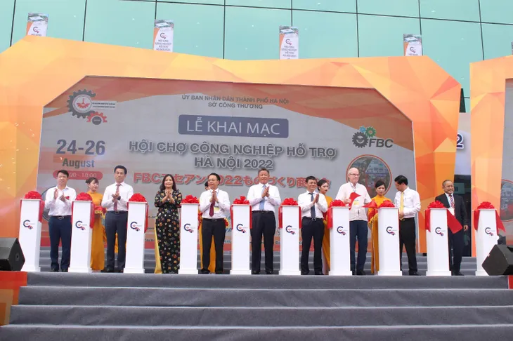 Hướng đến kết nối đa tầng, bền vững tại Hội chợ Công nghiệp hỗ trợ Hà Nội 2022 (FBC ASEAN 2022) - Ảnh 8. Hướng đến kết nối đa tầng, bền vững tại Hội chợ Công nghiệp hỗ trợ Hà Nội 2022 (FBC ASEAN 2022) - Ảnh 8.
