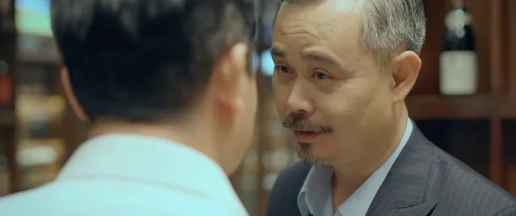Đấu trí - Tập 27: Vũ mật phục cả đêm vây bắt xe hàng của Thịnh Gia, phút chót lại có biến - Ảnh 9. Đấu trí - Tập 27: Vũ mật phục cả đêm vây bắt xe hàng của Thịnh Gia, phút chót lại có biến - Ảnh 9.