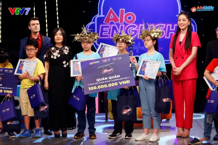 Quán quân của Alo English mùa 2 chính thức lộ diện - Ảnh 5. Quán quân của Alo English mùa 2 chính thức lộ diện - Ảnh 5.