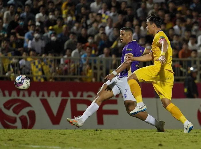 Cập nhật Kết quả, BXH V.League hôm nay (26/8): Hà Nội đứt mạch thắng, Hải Phòng vươn lên nhì bảng - Ảnh 1. Cập nhật Kết quả, BXH V.League hôm nay (26/8): Hà Nội đứt mạch thắng, Hải Phòng vươn lên nhì bảng - Ảnh 1.