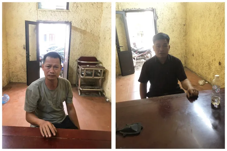 Tạm giữ 2 người đàn ông lăng mạ, dùng dao đe dọa công an ở Bắc Giang - Ảnh 1. Tạm giữ 2 người đàn ông lăng mạ, dùng dao đe dọa công an ở Bắc Giang - Ảnh 1.