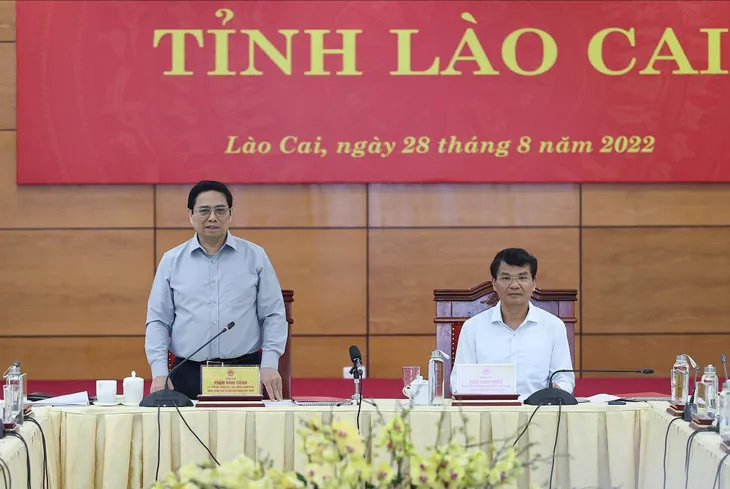 Thủ tướng: Lào Cai phải phát triển nhanh, bền vững, giữ vững quốc phòng, an ninh - Ảnh 1. Thủ tướng: Lào Cai phải phát triển nhanh, bền vững, giữ vững quốc phòng, an ninh - Ảnh 1.