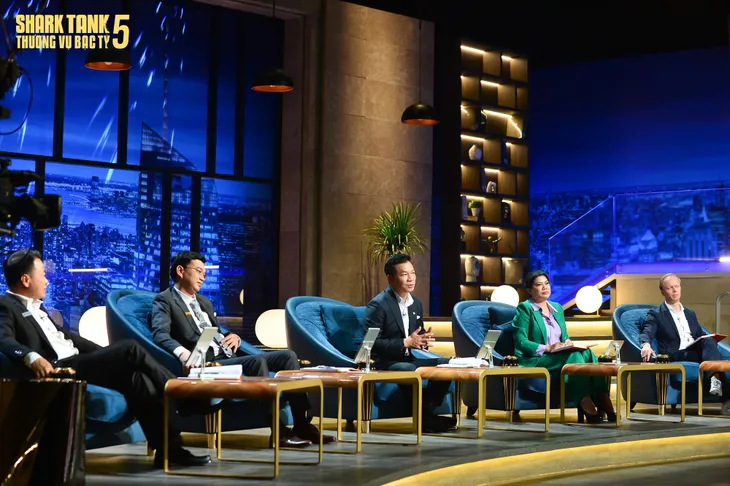 Shark Tank: Nữ giảng viên nhận đầu tư tới tấp từ cá mập nhờ lá dứa - Ảnh 9. Shark Tank: Nữ giảng viên nhận đầu tư tới tấp từ cá mập nhờ lá dứa - Ảnh 9.