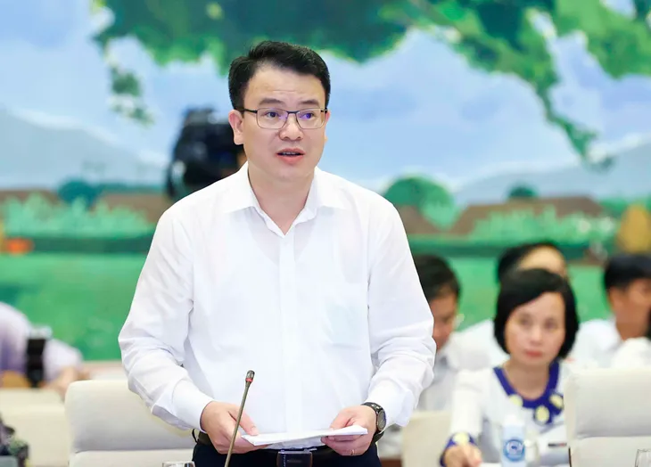 Chủ tịch Quốc hội Vương Đình Huệ: Tạo điều kiện để tăng trưởng, đạt các mục tiêu phát triển kinh tế - xã hội - Ảnh 1. Chủ tịch Quốc hội Vương Đình Huệ: Tạo điều kiện để tăng trưởng, đạt các mục tiêu phát triển kinh tế - xã hội - Ảnh 1.