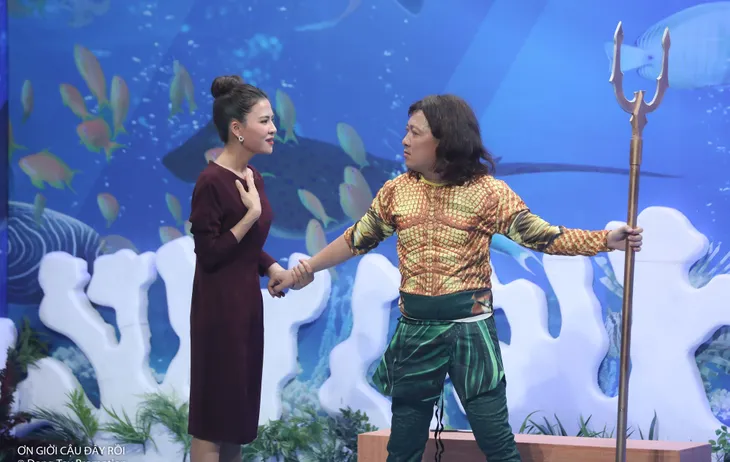 Hà Nhi xử đẹp Trường Giang, giành cúp Ơn giời! Cậu đây rồi - Ảnh 1. Hà Nhi xử đẹp Trường Giang, giành cúp Ơn giời! Cậu đây rồi - Ảnh 1.