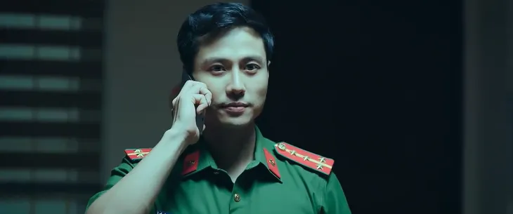 Đấu trí - Tập 12: Ông Túng điên loạn trong phòng giam vẫn bị công an bắt thóp - Ảnh 7. Đấu trí - Tập 12: Ông Túng điên loạn trong phòng giam vẫn bị công an bắt thóp - Ảnh 7.