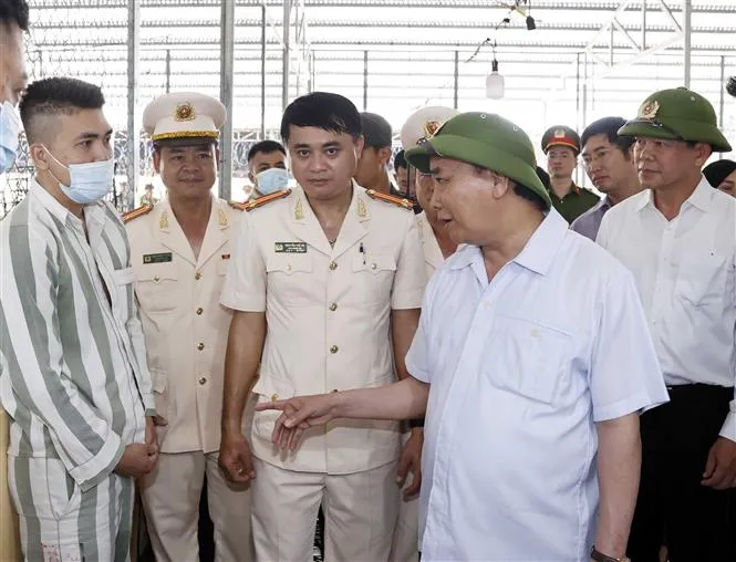 Chủ tịch nước kiểm tra công tác thực hiện Quyết định đặc xá - Ảnh 1. Chủ tịch nước kiểm tra công tác thực hiện Quyết định đặc xá - Ảnh 1.