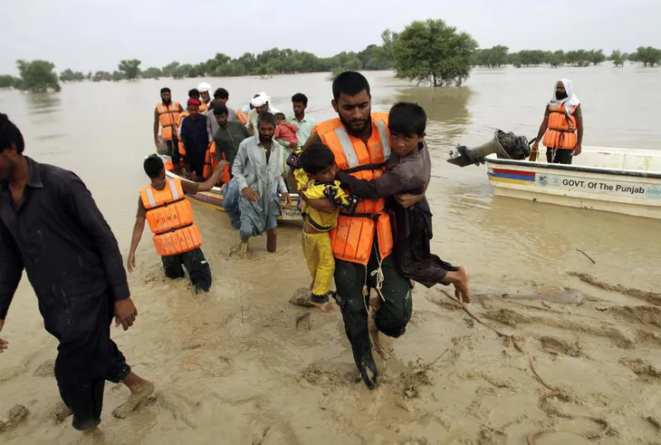Pakistan cần 10 tỷ USD để tái thiết sau lũ lụt - Ảnh 1. Pakistan cần 10 tỷ USD để tái thiết sau lũ lụt - Ảnh 1.