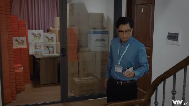 Ga-ra hạnh phúc - Tập 10: Sơn Ca (Quỳnh Kool) thấy kinh tởm vì đã yêu Quân (Bình An) - Ảnh 7. Ga-ra hạnh phúc - Tập 10: Sơn Ca (Quỳnh Kool) thấy kinh tởm vì đã yêu Quân (Bình An) - Ảnh 7.