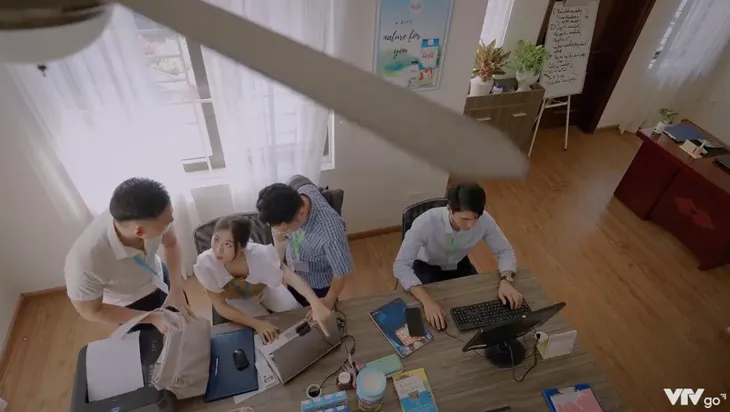Ga-ra hạnh phúc - Tập 10: Sơn Ca (Quỳnh Kool) thấy kinh tởm vì đã yêu Quân (Bình An) - Ảnh 51. Ga-ra hạnh phúc - Tập 10: Sơn Ca (Quỳnh Kool) thấy kinh tởm vì đã yêu Quân (Bình An) - Ảnh 51.